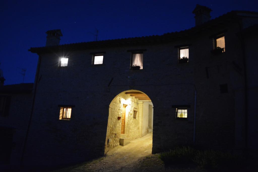 A Casa Di Mi Appartamenti Vacanza Montefalco Exterior foto