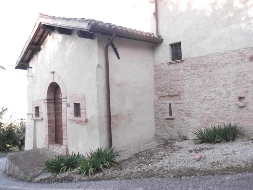 A Casa Di Mi Appartamenti Vacanza Montefalco Exterior foto