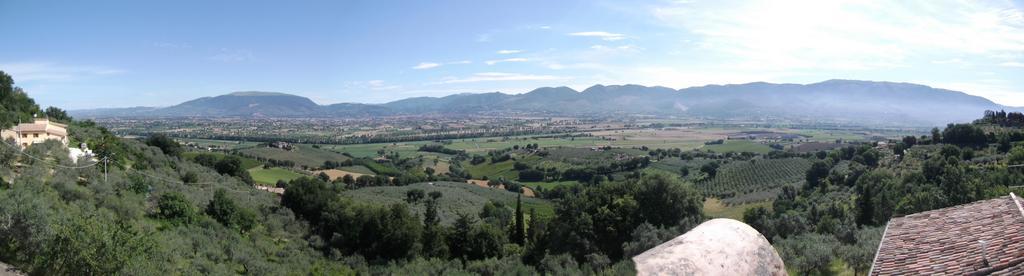 A Casa Di Mi Appartamenti Vacanza Montefalco Exterior foto